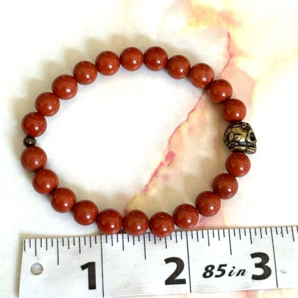 Red jasper skull stretchy bracelet - Picture 5 of 9
